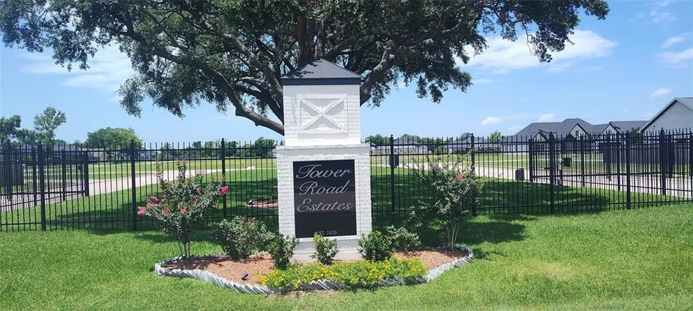 Unit for sale at 3138 W W Tower Circle Circle, Santa Fe, TX 77517
