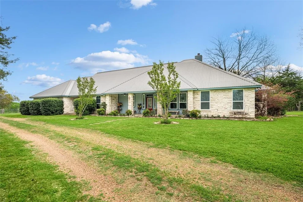 Unit for sale at 6341 Wynne Lane, Round Top, TX 78954