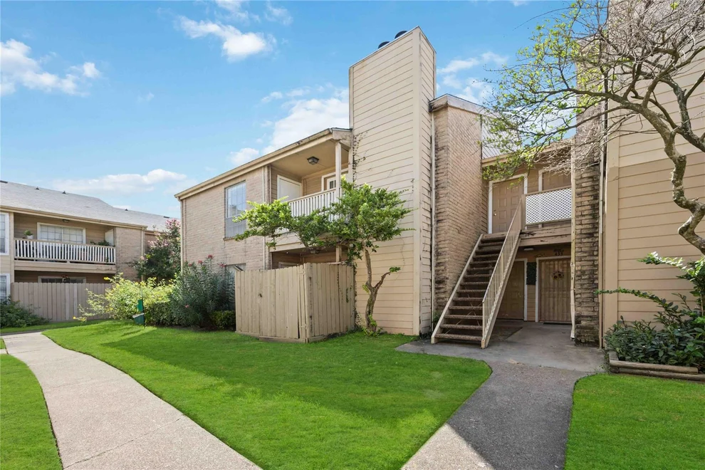 Unit for sale at 10211 Sugar Branch Drive, Houston, TX 77036