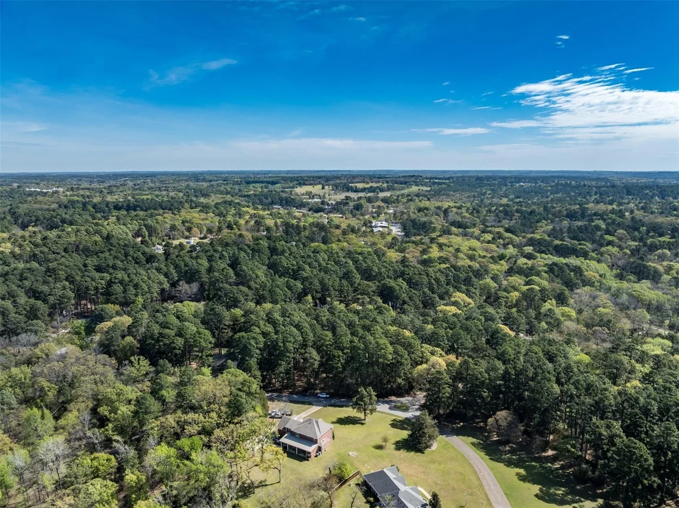 Unit for sale at 18591 & 18609 Lazy Lane, Flint, TX 75762