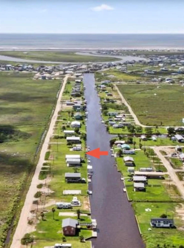 Unit for sale at 1858-B Hall Road, Sargent, TX 77414