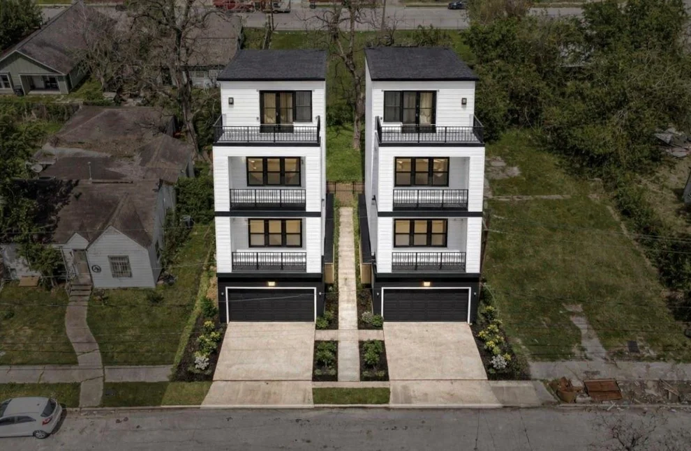 Unit for sale at 4617 Vernon Street, Houston, TX 77020