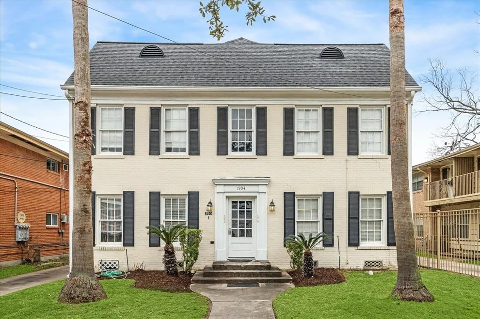 Unit for sale at 1904 Binz Street, Houston, TX 77004