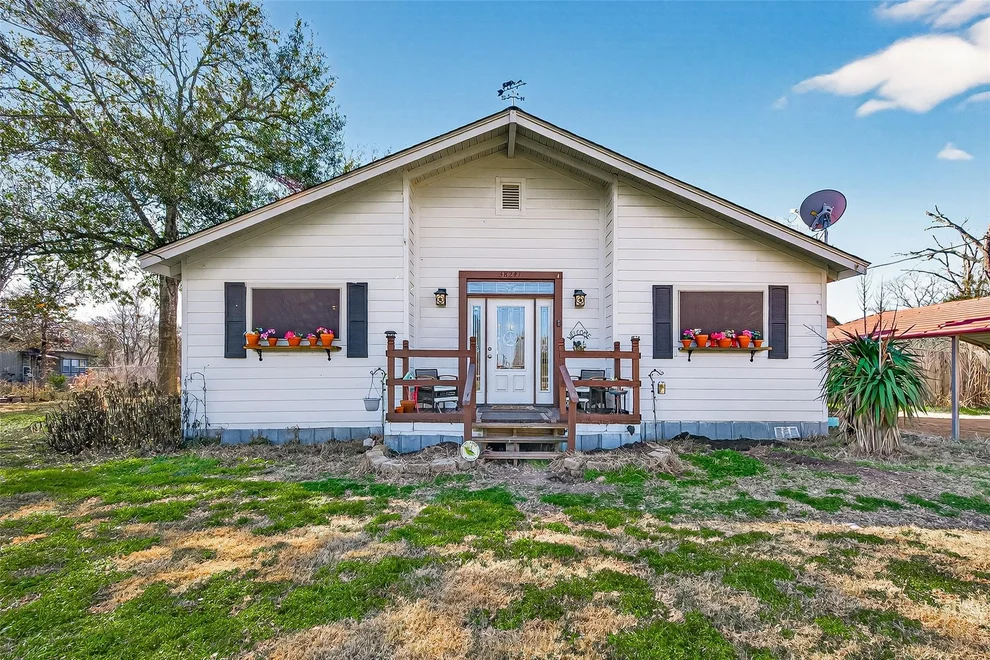 Unit for sale at 38241 N Bonnie Lake Drive, Hempstead, TX 77445