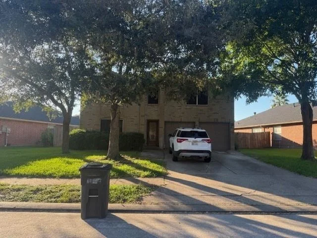Unit for sale at 2876 Pebble Canyon Lane, Dickinson, TX 77539