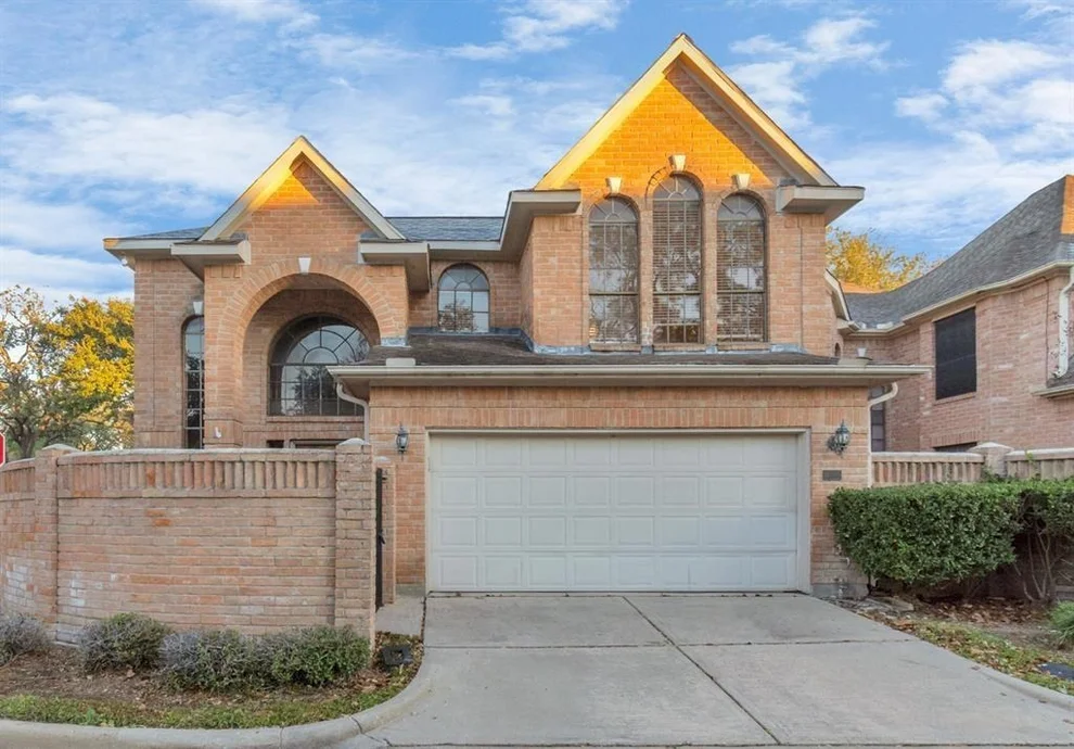 Unit for sale at 7918 Oakwood Hollow Street, Houston, TX 77040