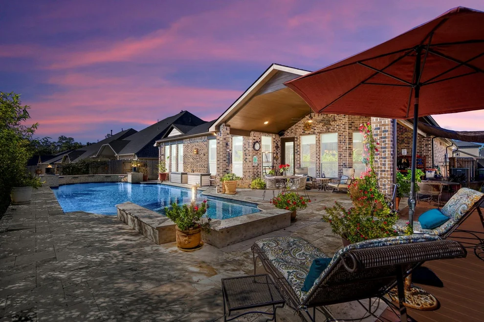 Unit for sale at 1075 Lakemont Bend Lane, Pinehurst, TX 77362