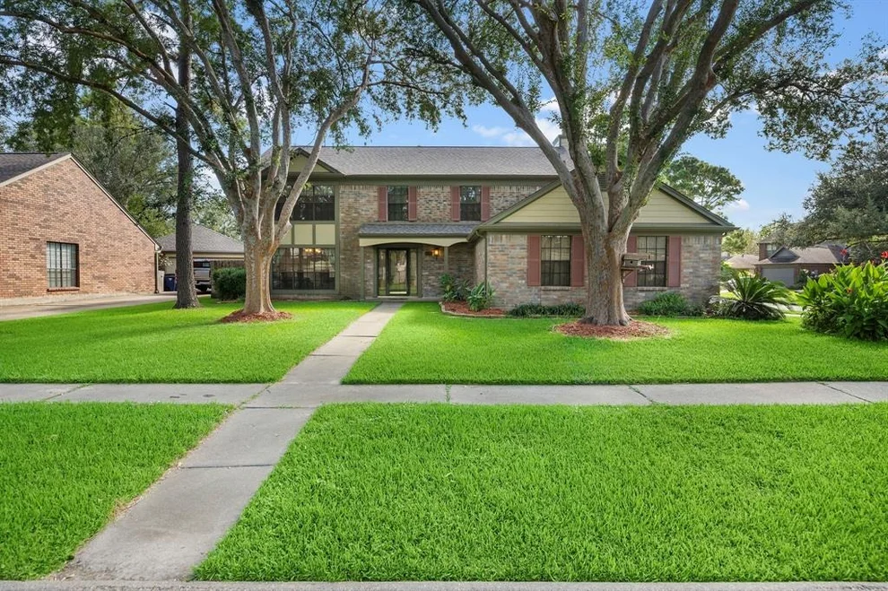 Unit for sale at 118 Bounty Drive, League City, TX 77573