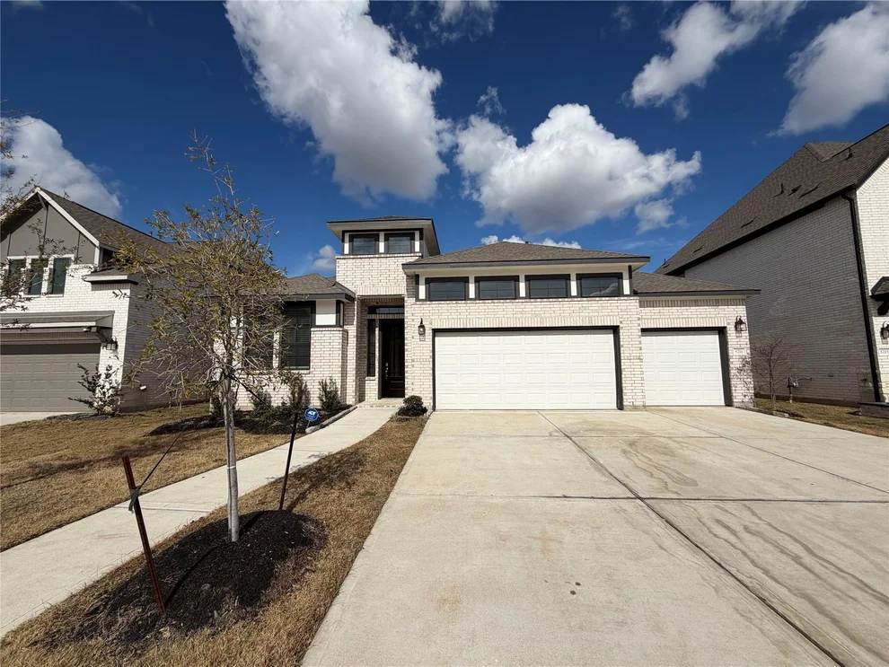 Unit for sale at 5211 Old Amber Drive, Richmond, TX 77469
