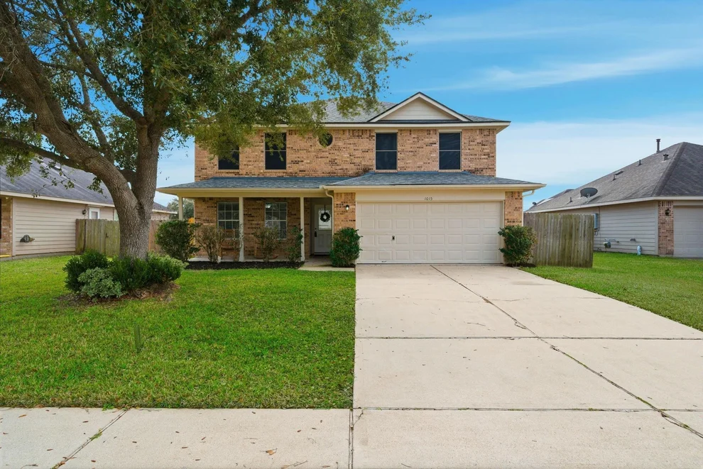 Unit for sale at 1015 Santa Fe Court, Rosenberg, TX 77471