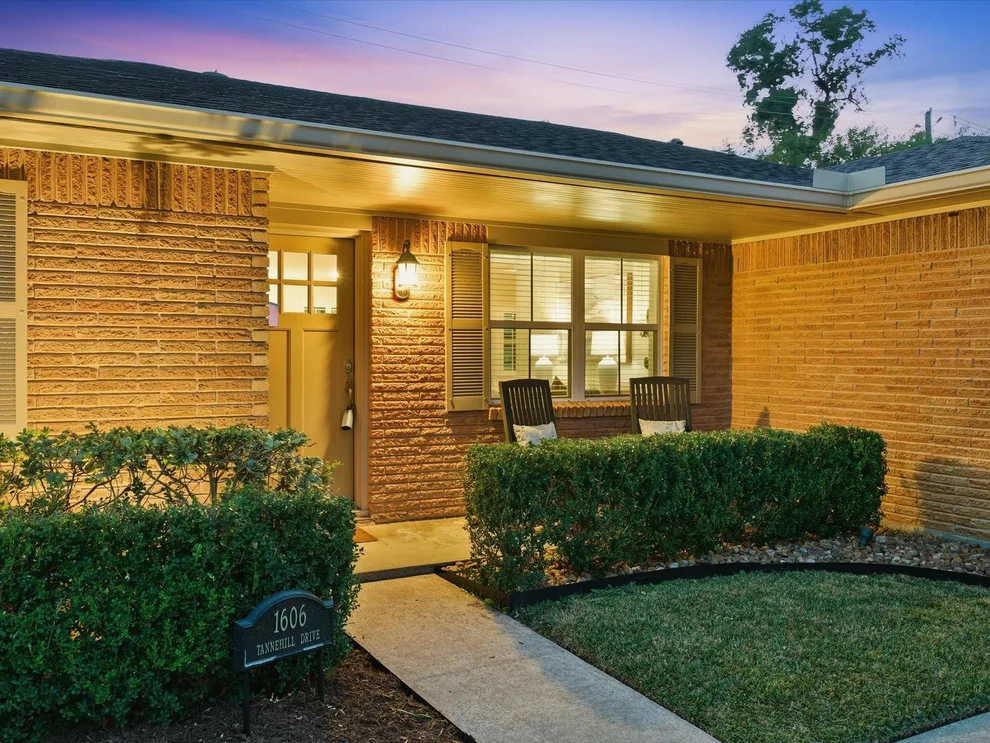 Unit for sale at 1606 Tannehill Drive, Houston, TX 77008