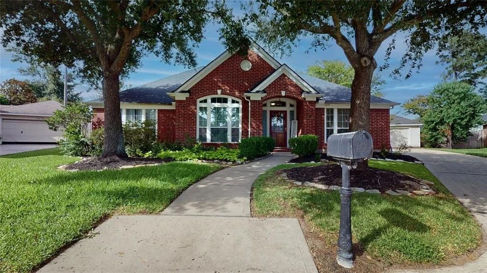 Unit for sale at 18118 Castle Rain Drive, Humble, TX 77346