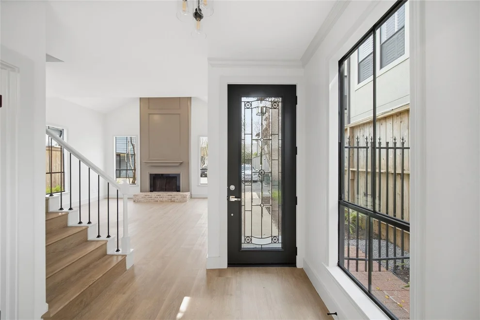 Unit for sale at 2606 Nantucket Drive, Houston, TX 77057