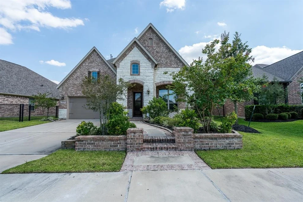 Unit for sale at 19515 Bella Arbor Lane, Cypress, TX 77433