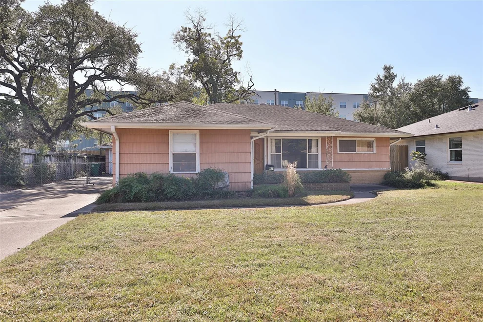 Unit for sale at 811 Sara Rose Street, Houston, TX 77018