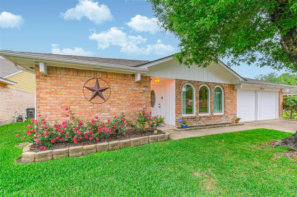 Unit for sale at 19523 Westhaven Drive, Houston, TX 77084