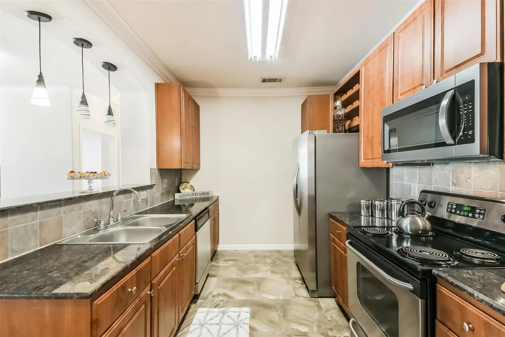 Unit for sale at 1711 Old Spanish Trail, Houston, TX 77054