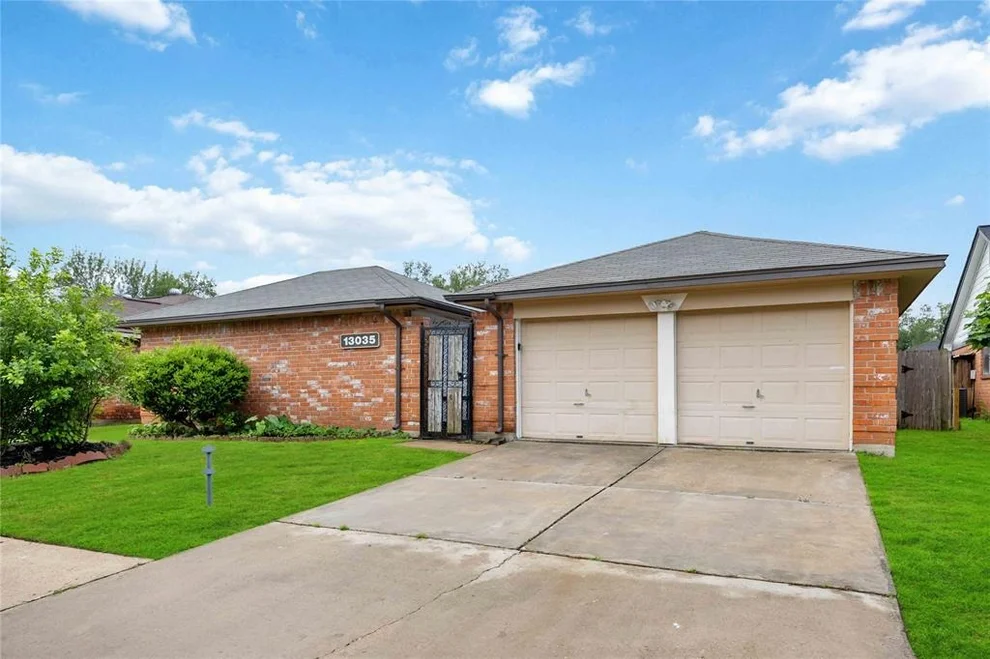 Unit for sale at 13035 Bassford Drive, Houston, TX 77099