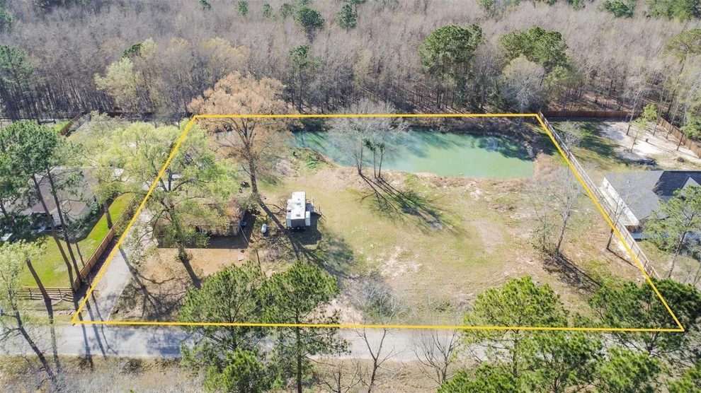 Unit for sale at 257 County Road 3669b, Splendora, TX 77372