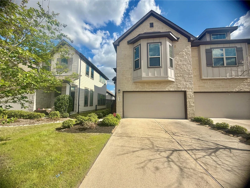 Unit for sale at 8758 Laurel Crest Drive, Missouri City, TX 77459