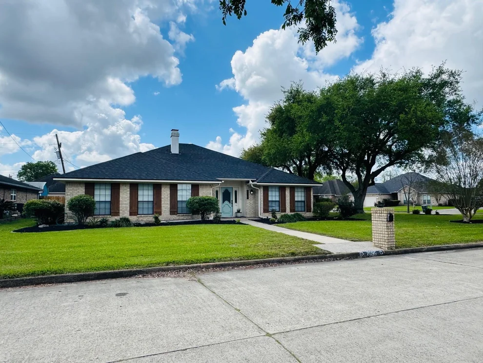 Unit for sale at 7095 Glen Willow Drive, Beaumont, TX 77706