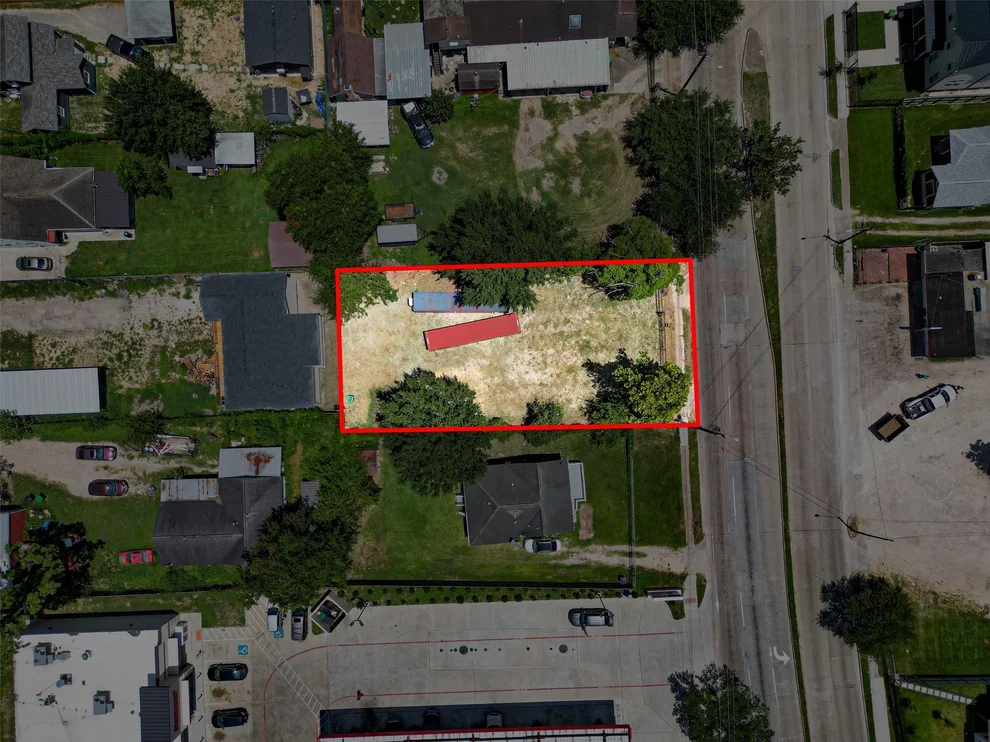 Unit for sale at 611 E Crosstimbers Street, Houston, TX 77022