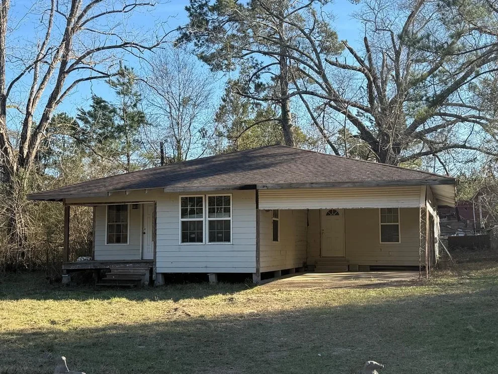 Unit for sale at 11823 Hwy 63 W, Wiergate, TX 75977