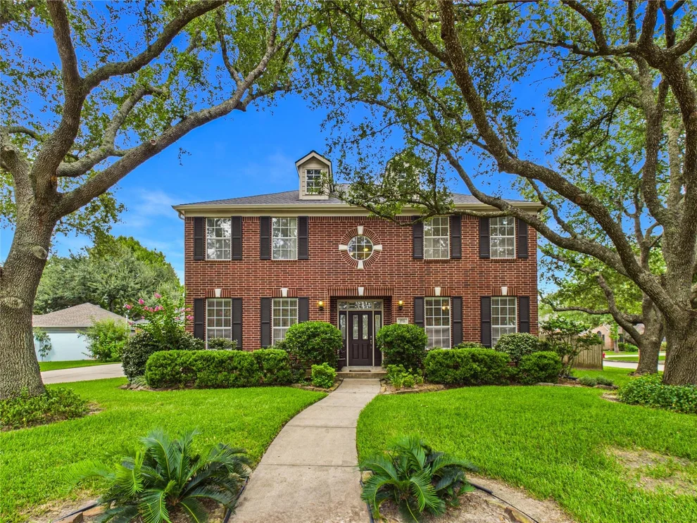 Unit for sale at 1711 Brill Drive, Friendswood, TX 77546
