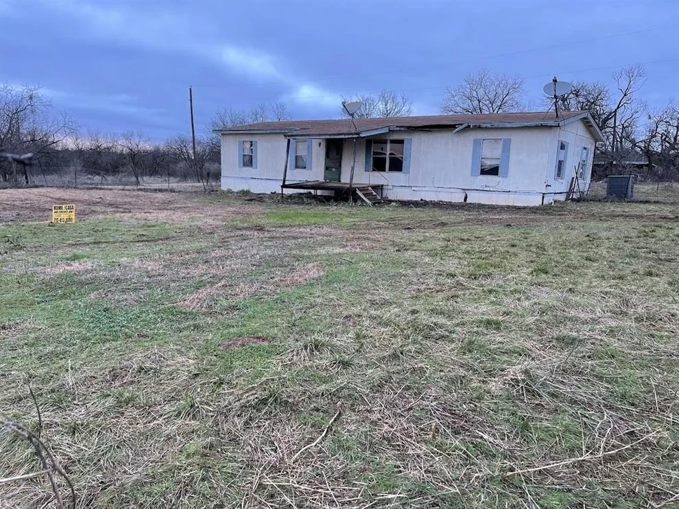 Unit for sale at 3088 State Highway 206, Burkett, TX 76828