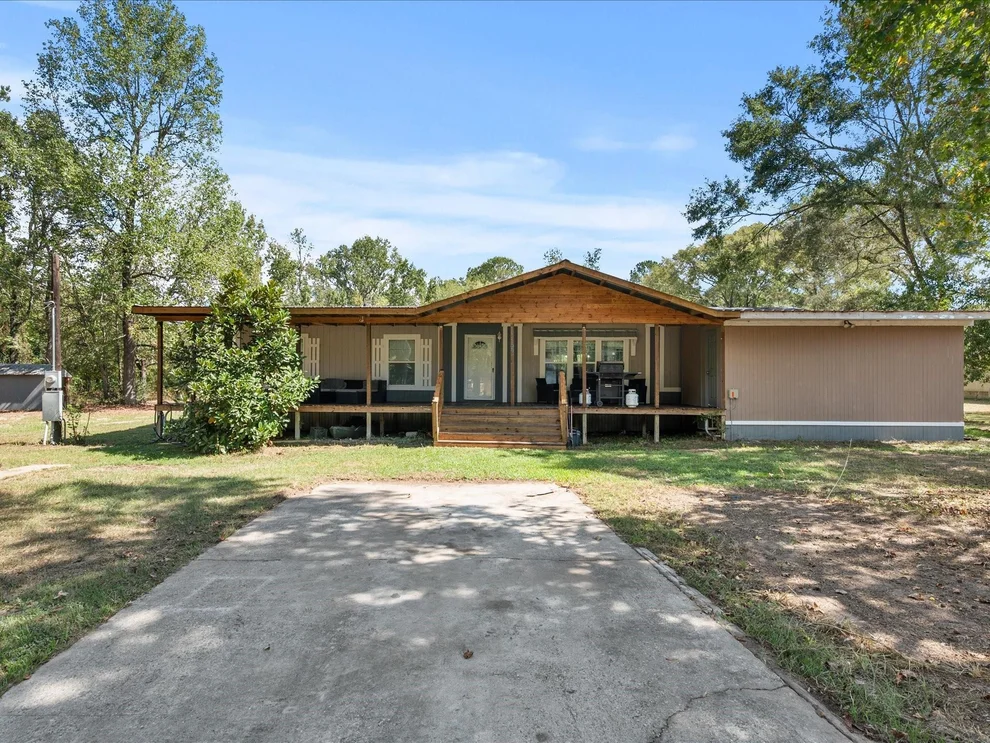 Unit for sale at 11197 Artic Circle, Conroe, TX 77306