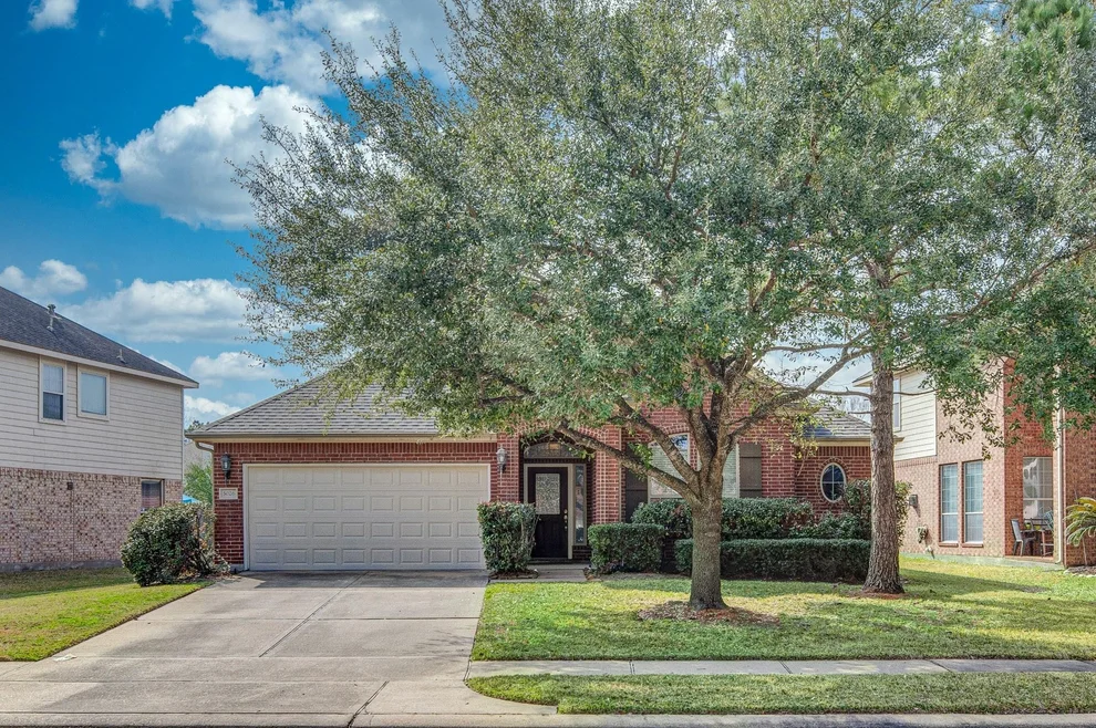 Unit for sale at 5026 Redleaf Forest Lane, Katy, TX 77494