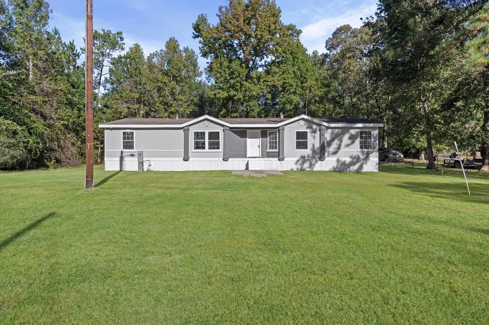 Unit for sale at 2701 Fm 1127 Road, Shepherd, TX 77371