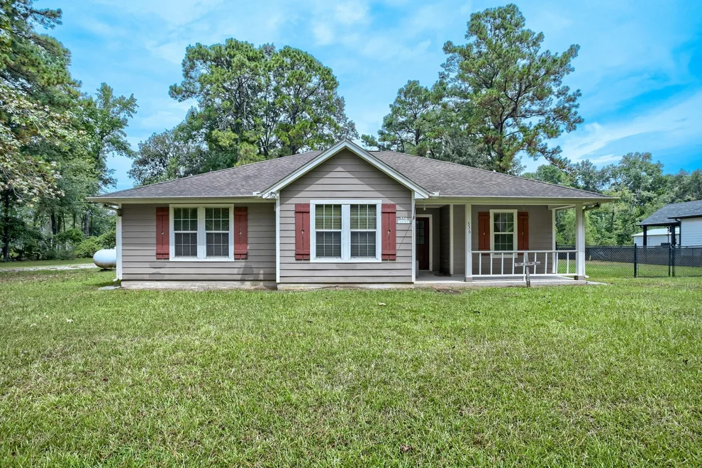 Unit for sale at 336 Wild Oak Drive, Huffman, TX 77336