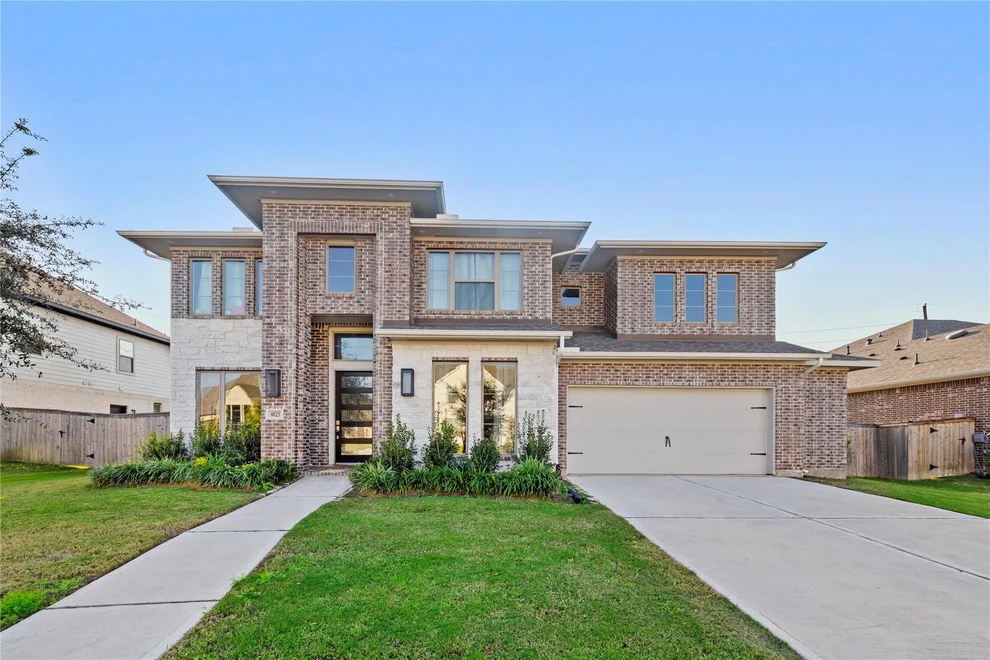 Unit for sale at 4823 Parkgate Avenue, Fulshear, TX 77441