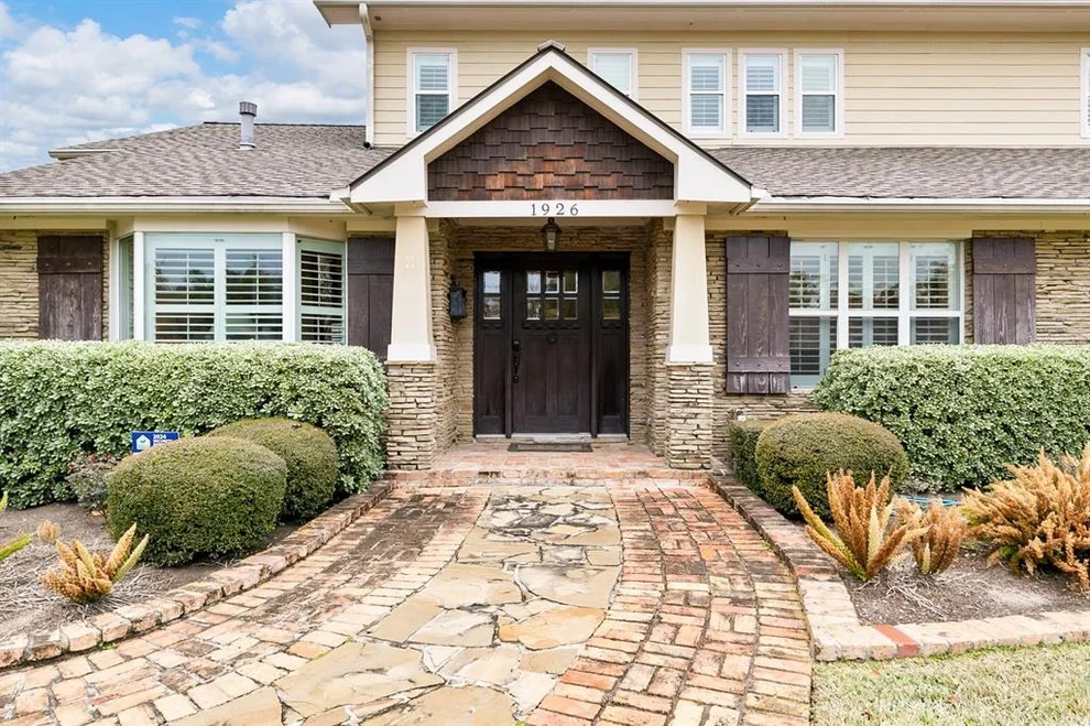 Unit for sale at 1926 Wakefield Drive, Houston, TX 77018