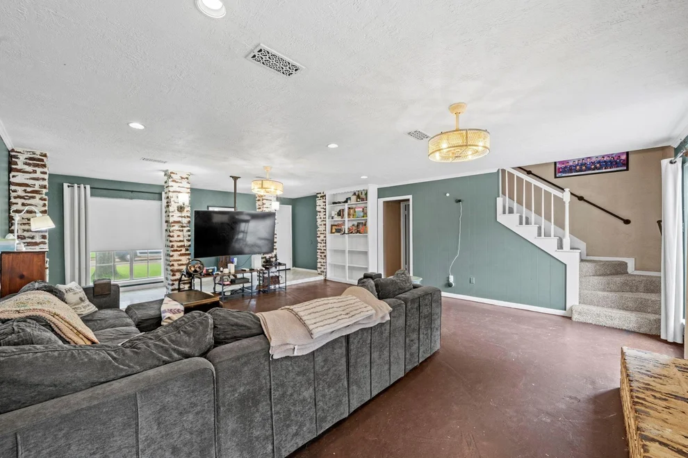 Unit for sale at 8131 Brinkworth Lane, Houston, TX 77070