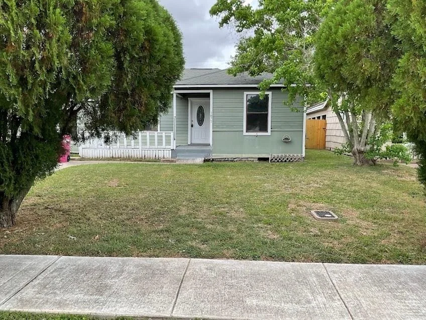 Unit for sale at 1022 W 8th Street, Freeport, TX 77541
