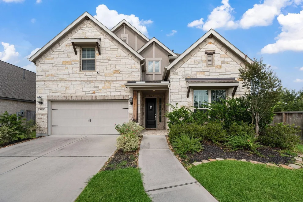 Unit for sale at 3235 Bellwick Chase Lane, Houston, TX 77365