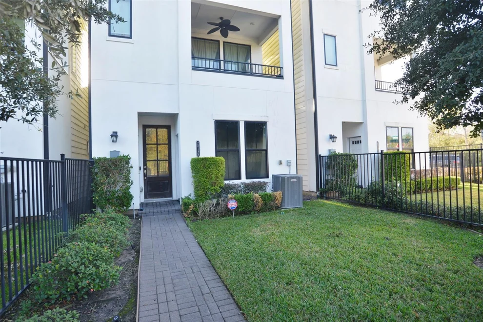 Unit for sale at 2818 Grand Fountains Drive, Houston, TX 77054