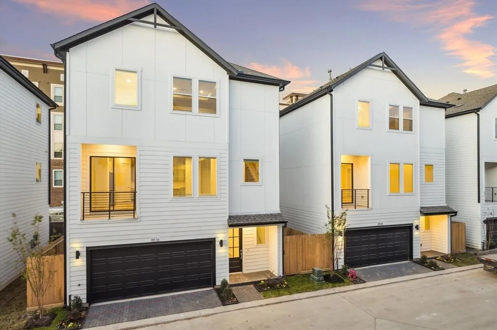 Unit for sale at 8518 Kolbe Village Way, Houston, TX 77055