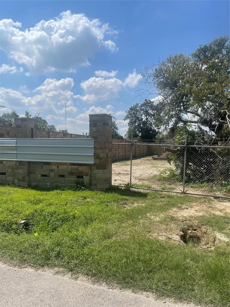 Unit for sale at 7317 Roswell Street, Houston, TX 77022