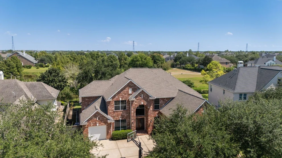 Unit for sale at 3027 Covebrook Drive, Pearland, TX 77584