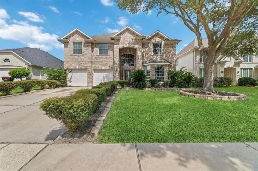 Unit for sale at 2218 Laurel Birch Drive, Houston, TX 77014