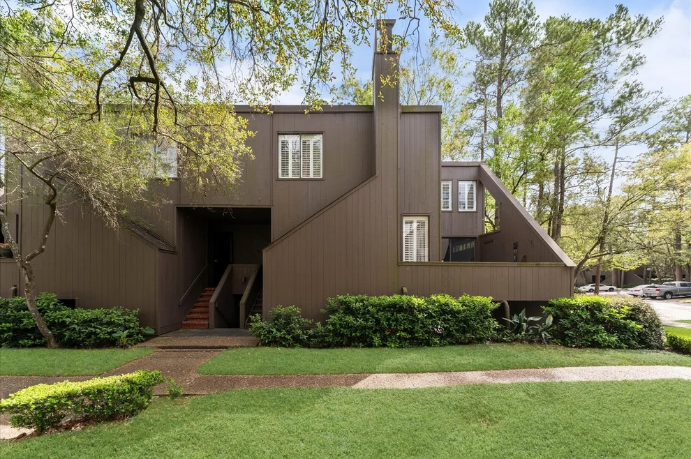 Unit for sale at 133 Litchfield Lane, Houston, TX 77024