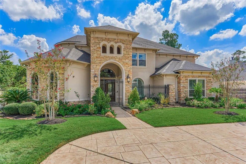 Unit for sale at 8003 Marshall Falls Drive, Spring, TX 77379