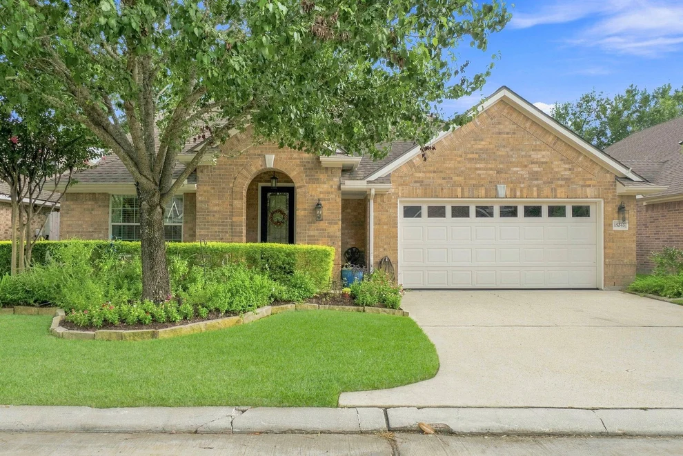 Unit for sale at 15243 Scenic Woodland Drive, Conroe, TX 77384