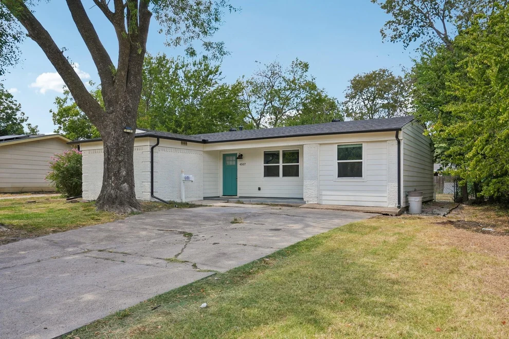 Unit for sale at 4507 Hyde Park Drive, Mesquite, TX 75150