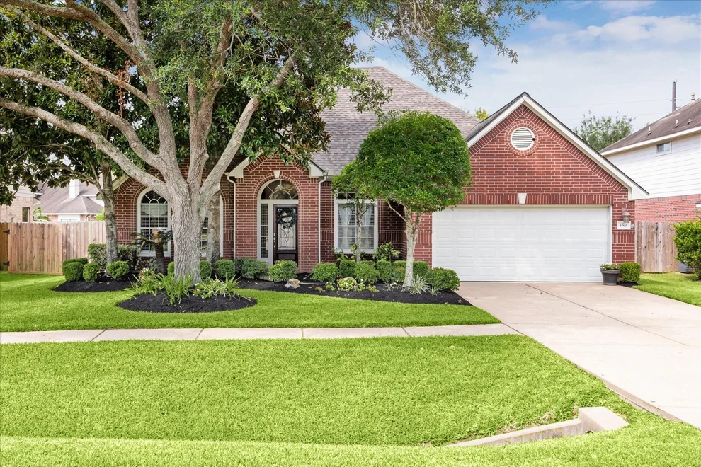 Unit for sale at 4003 N Bank Court, Missouri City, TX 77459