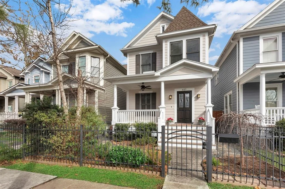 Unit for sale at 627 W 21st Street, Houston, TX 77008