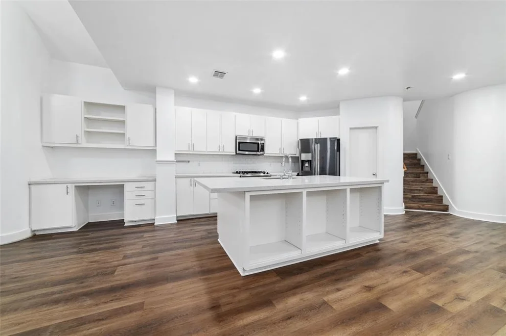 Unit for sale at 3604 Link Valley Drive, Houston, TX 77025
